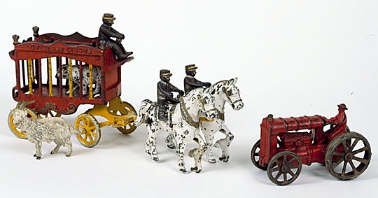 CASTIRON TOYS.jpg (42891 bytes)